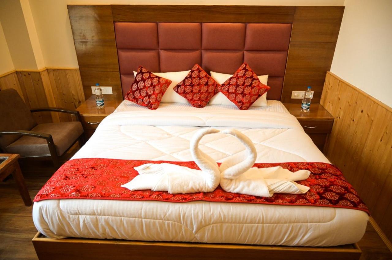 Lotus Inn Rohtang View Manali  Exterior photo